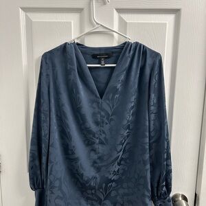 White House Black Market Blue Floral Blouse